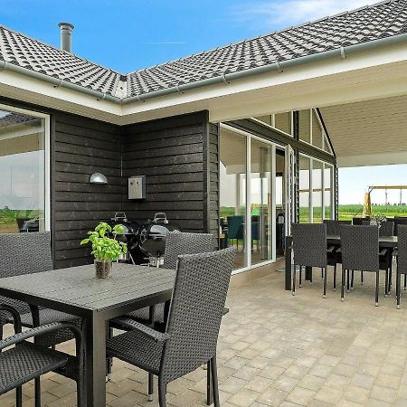 18 Person Holiday Home In Bogense Exteriör bild
