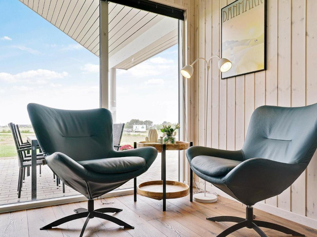18 Person Holiday Home In Bogense Exteriör bild