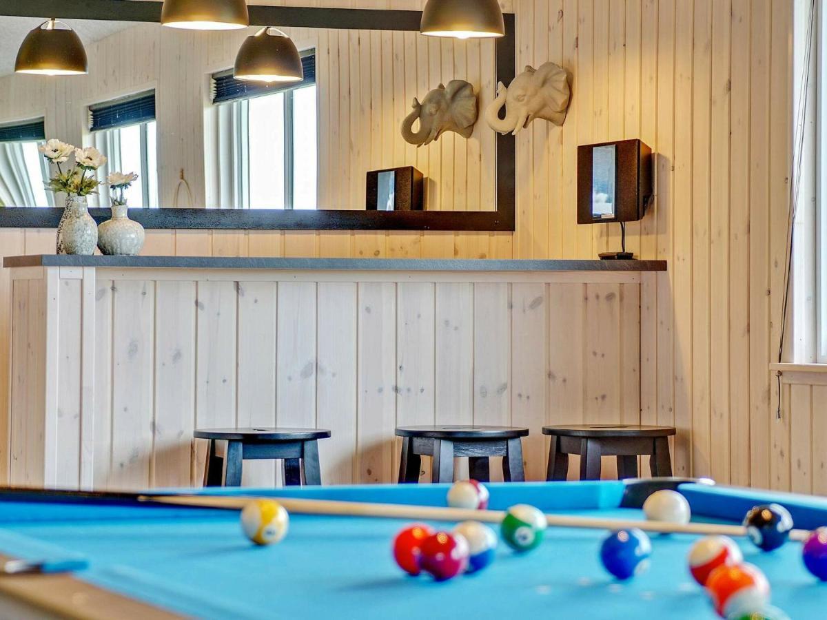 18 Person Holiday Home In Bogense Exteriör bild