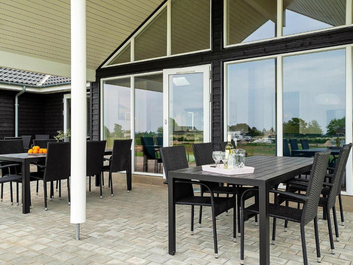 18 Person Holiday Home In Bogense Exteriör bild